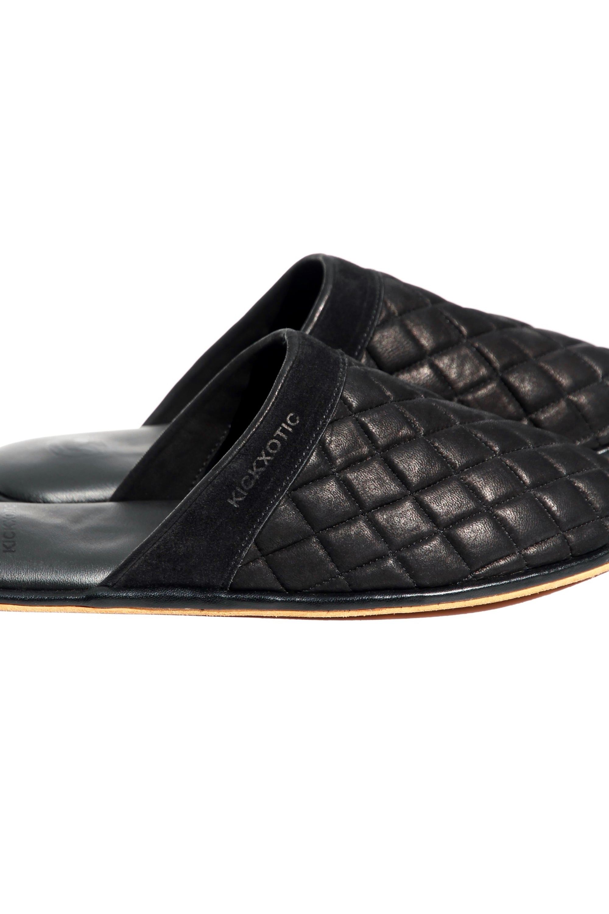 The Lounge Slipper – Onyx