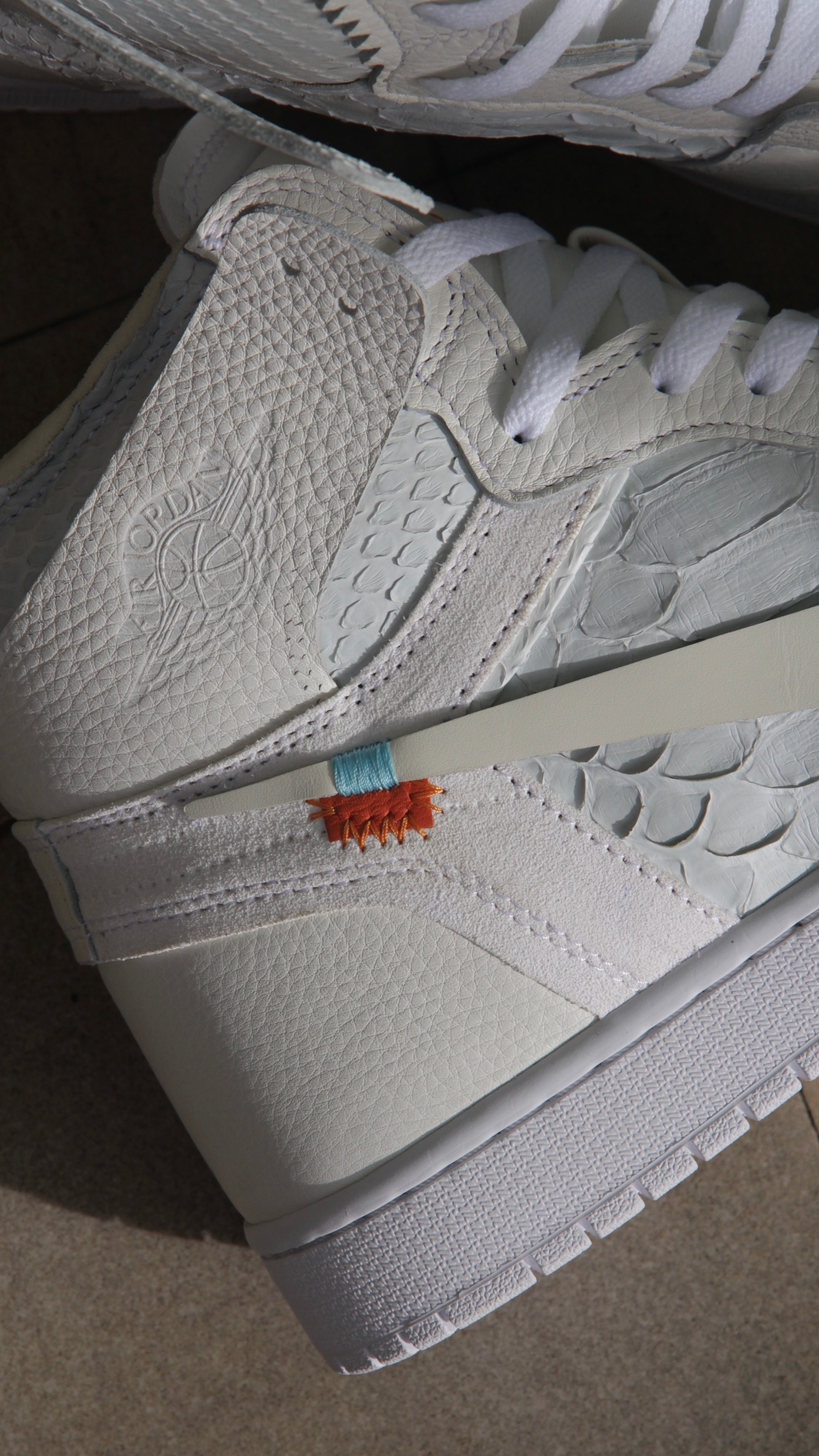 Air Jordan 1 High Off-White "Monte Carlo"