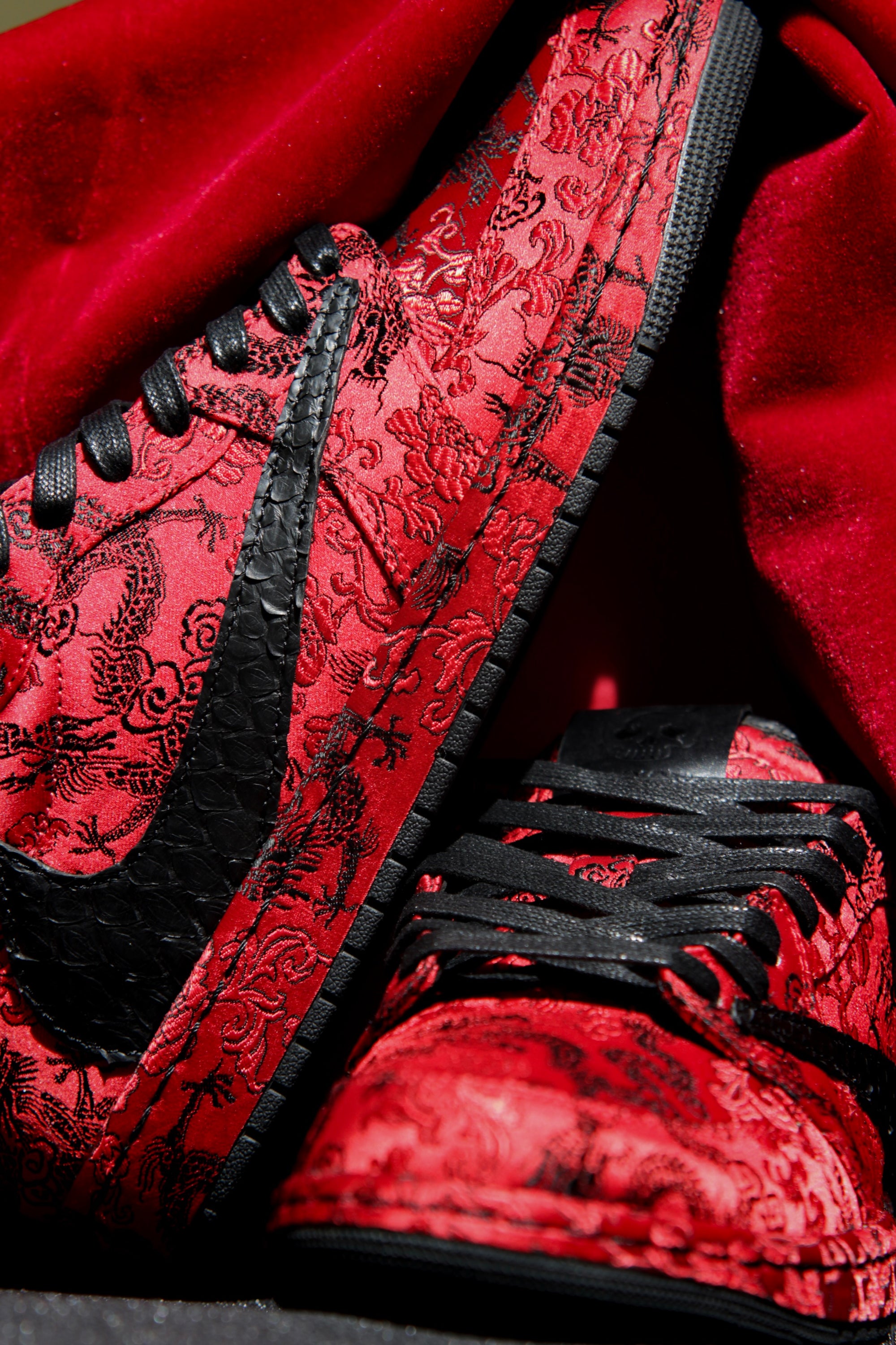 Air Jordan 1 Low Travis Scott "Forbidden Dynasty"