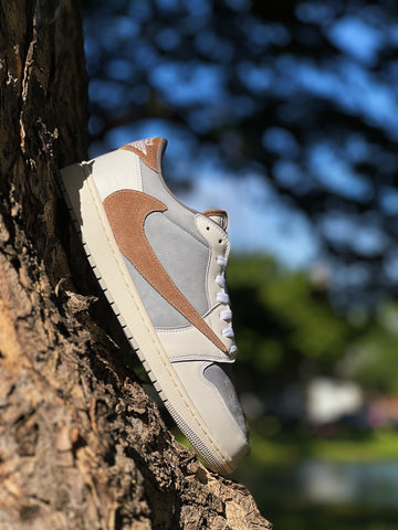 Air Jordan 1 Low Travis Scott 