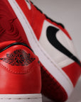 Air Jordan 1 Low OG “Chicago”