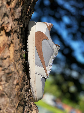 Air Jordan 1 Low Travis Scott 