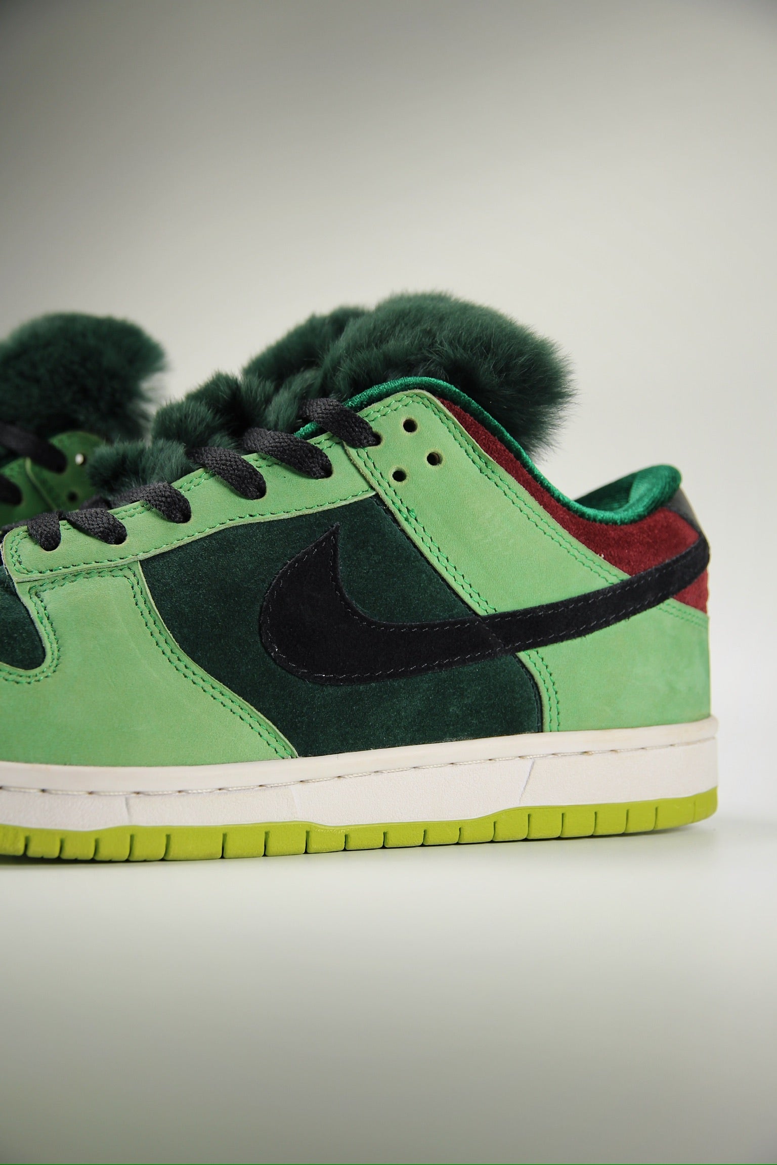 Nike Dunk Low &quot;Poison Ivy&quot; – Halloween Edition