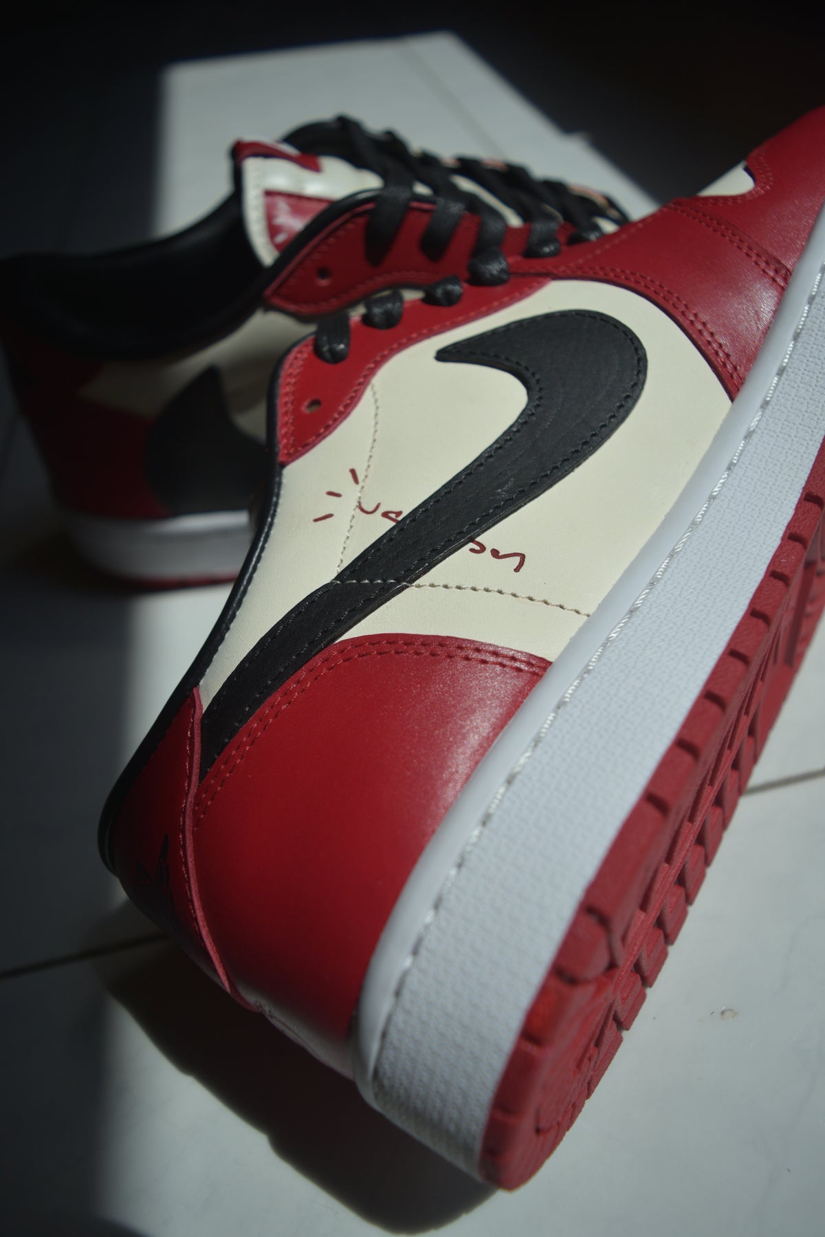 Air Jordan 1 Low Travis Scott “Wicker Park”