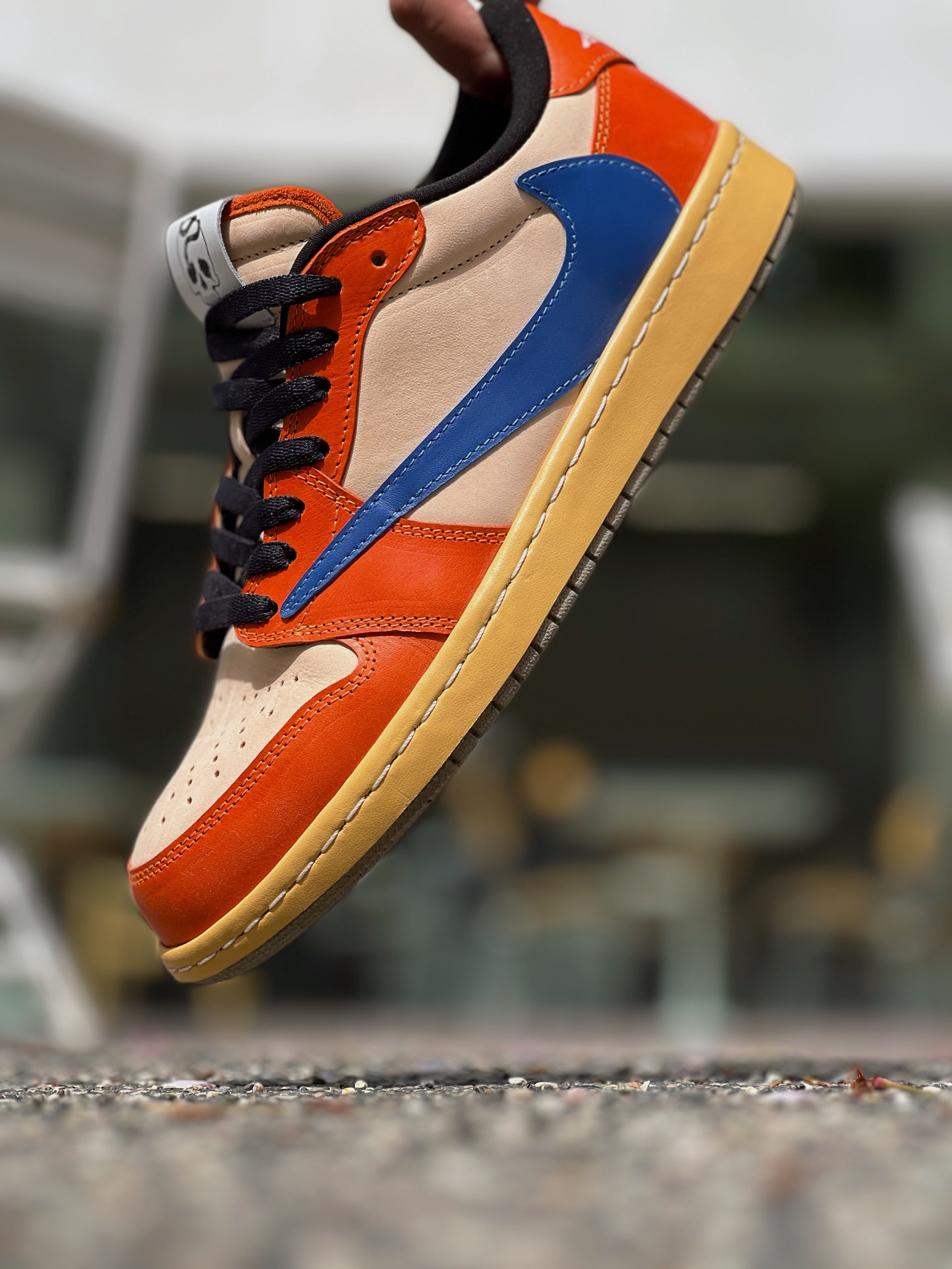 Dragon ball jordan 1 online