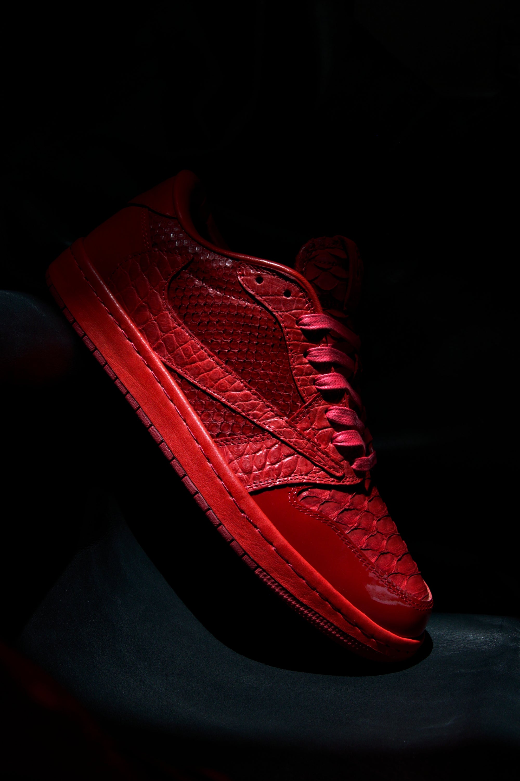 Air Jordan 1 Low Travis Scott "The Cardinal"