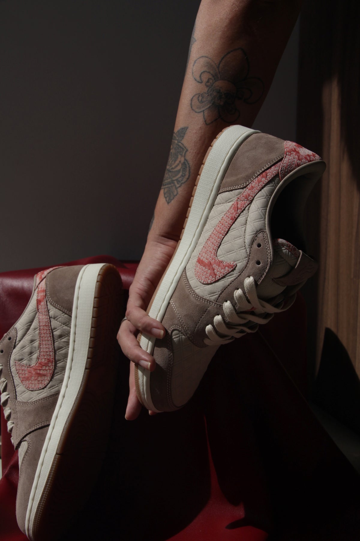 Air Jordan 1 Low Travis Scott "Hōsen (宝織)"